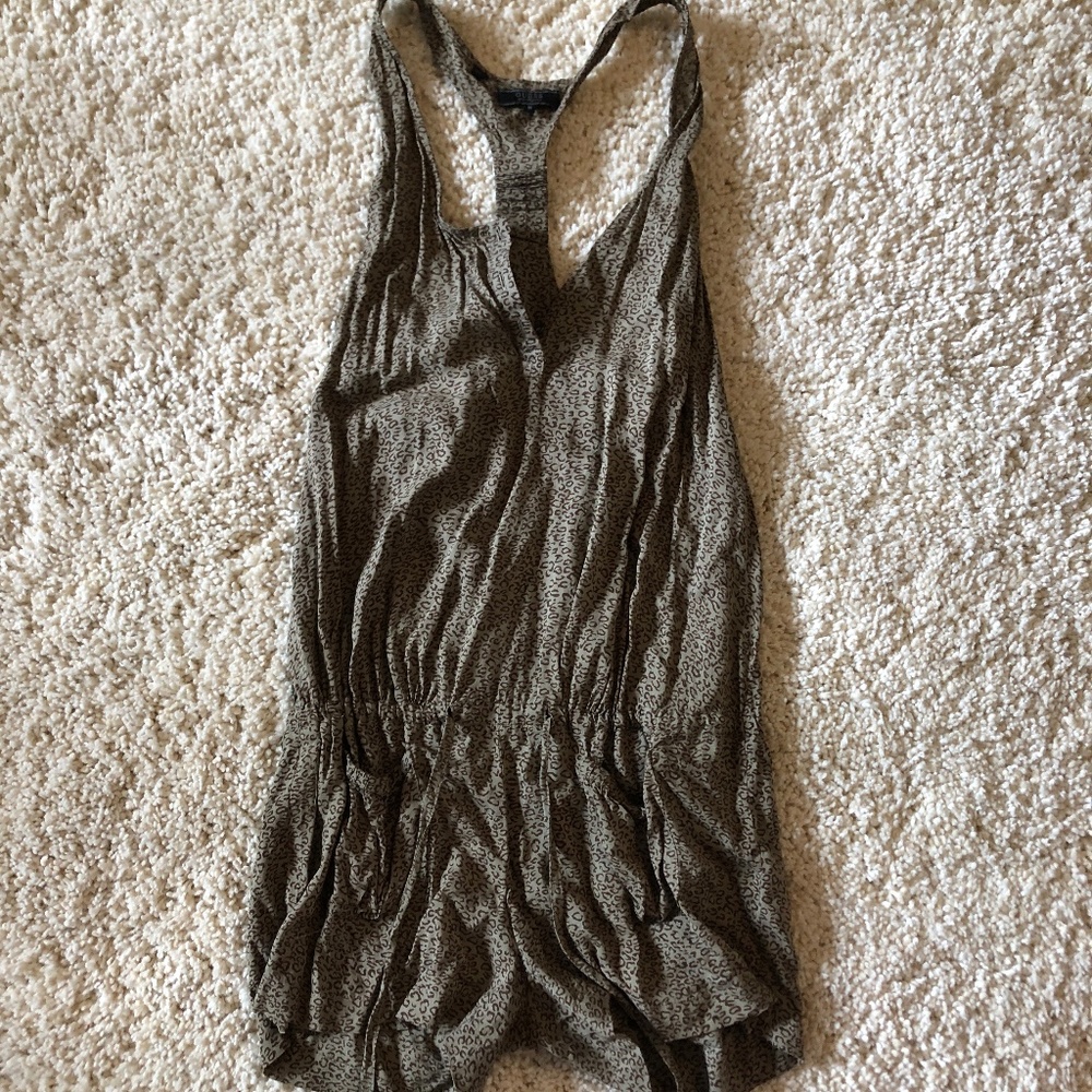 Guess- Short's Romper- Leopard Print- Size Medium